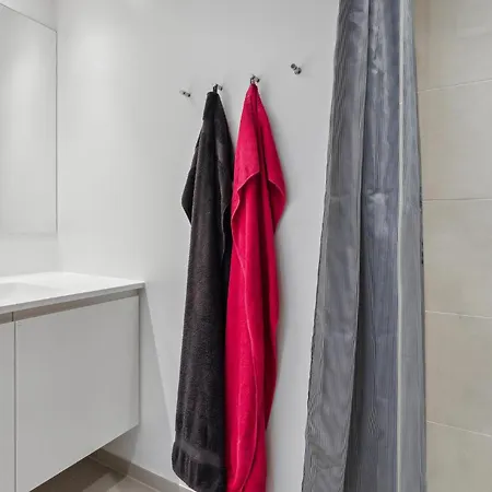1 Bedroom In *