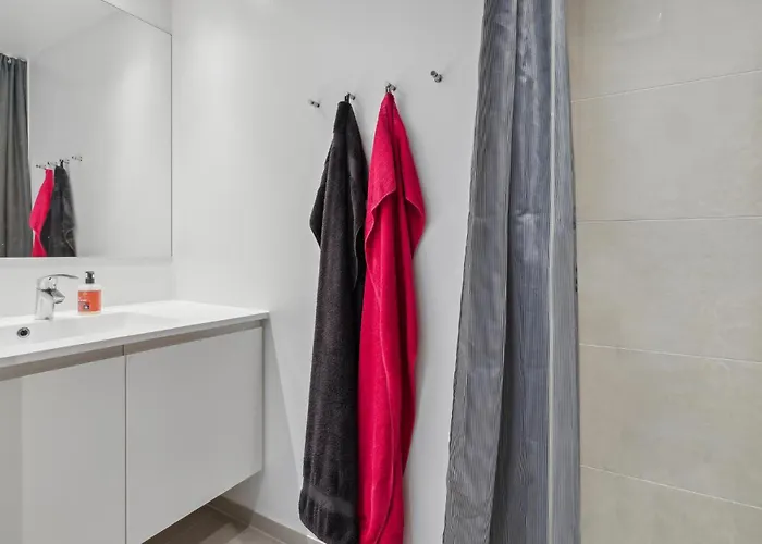 1 Bedroom In *